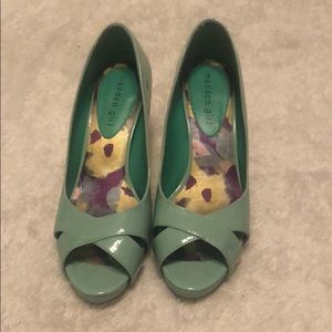 Madden Girl mint peep toe heels